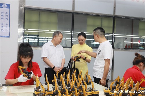 1653632025153494.jpg IMG_6917.jpg