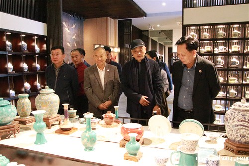 1712805618875438.jpg IMG_2739.jpg