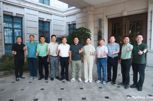 1756190672893598.jpg 94742073ee73aee32191773a9cfacd5.jpg